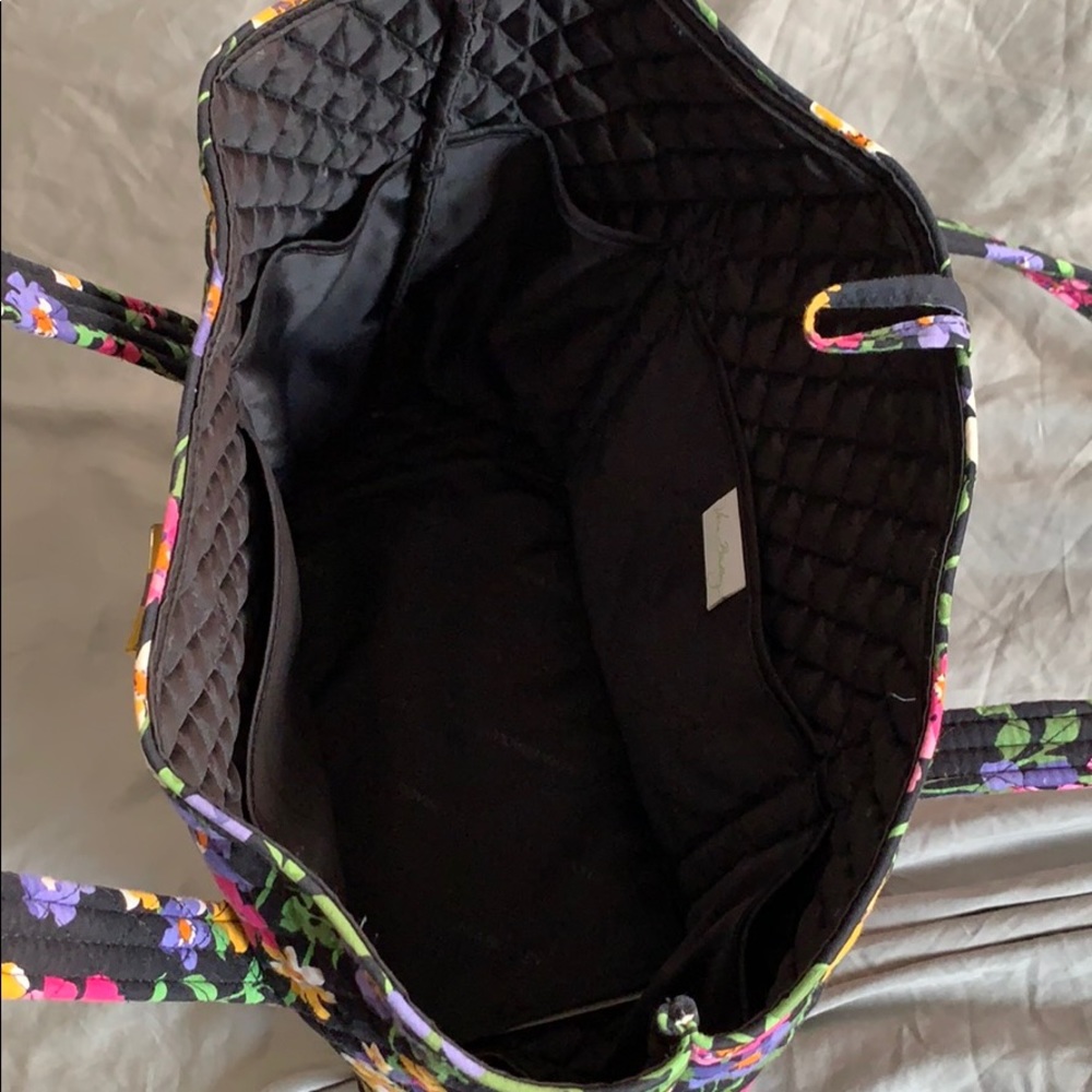 Vera Bradely Carried Away Tote Bag - Picture 6 of 9